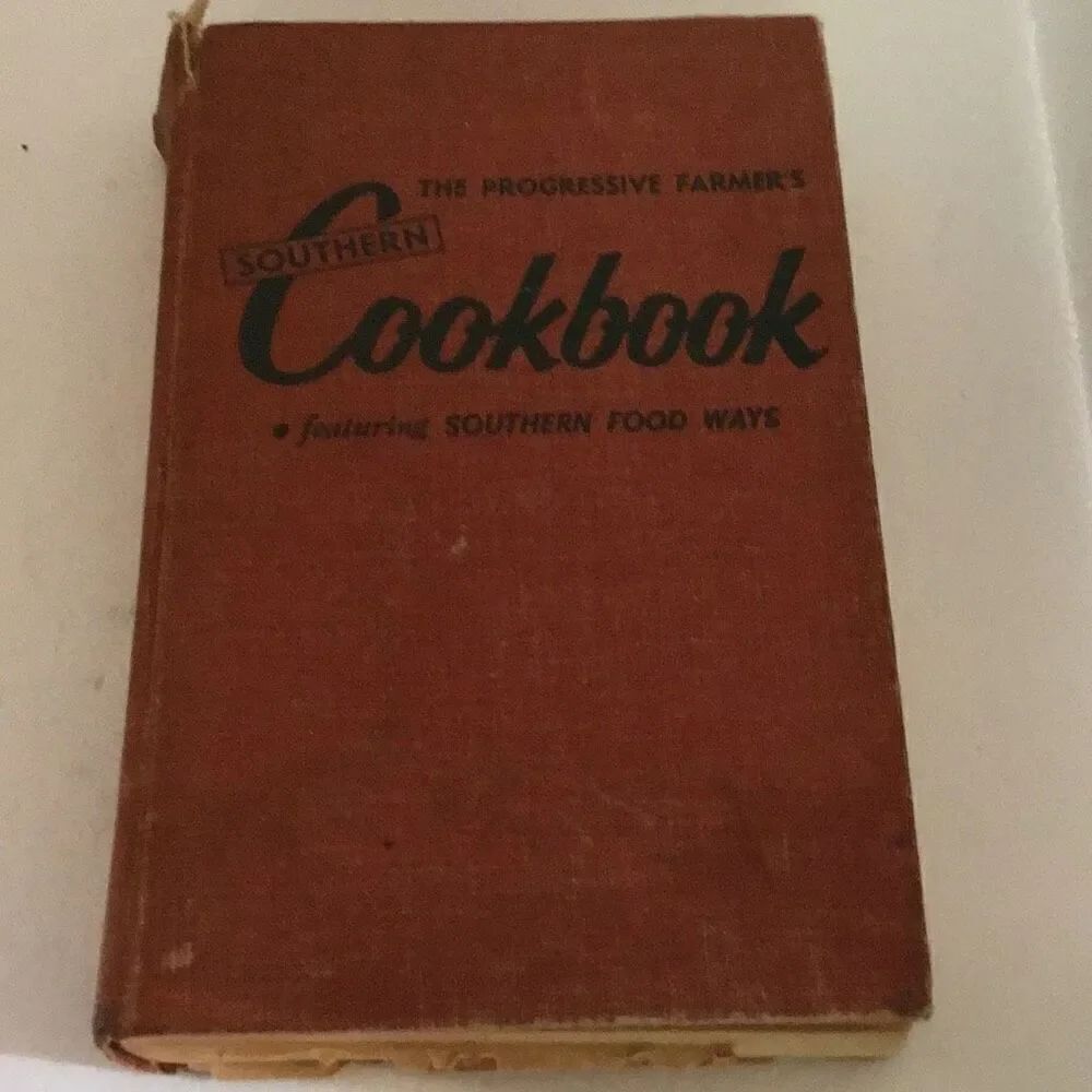 Vintage 1961 progressive farmer, southern cookbook, poor condition, but great re